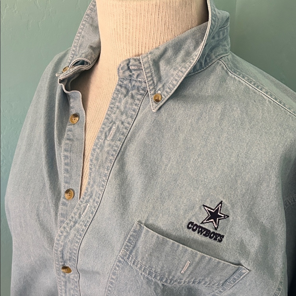 Dallas Cowboys Vintage Light Blue Denim Button-Up Shirt Lee Sport XL - Picture 3 of 9